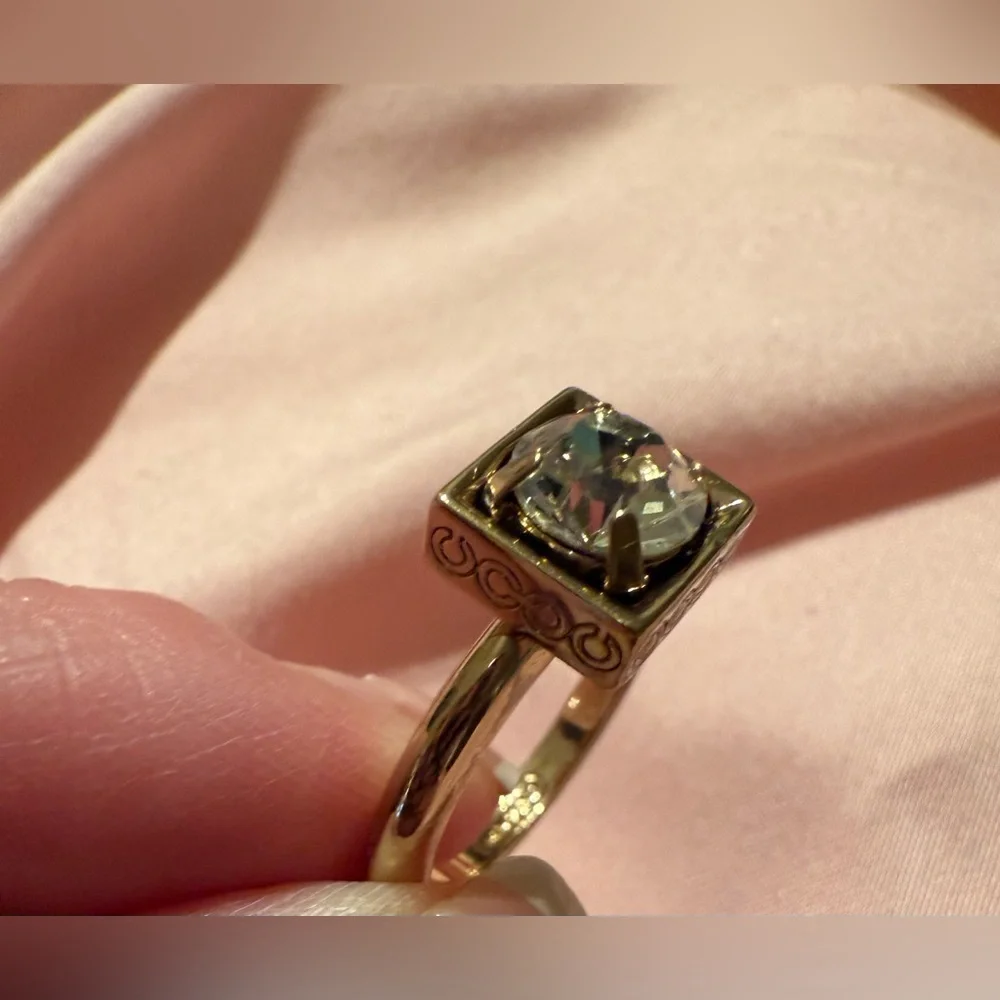Authentic Coach Gold tone Ring with Clear Stone‎ size 8 EUC